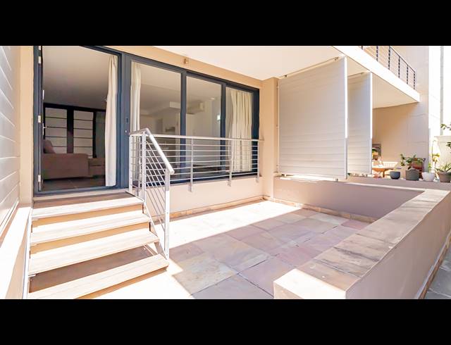 1 BEDROOM APARTMENT TO LET IN CAPE TOWN CITY CENTRE